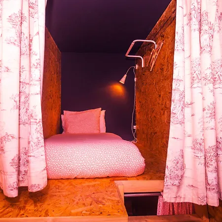 Sky Beds ホステル