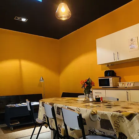 Sky Beds Hostel *